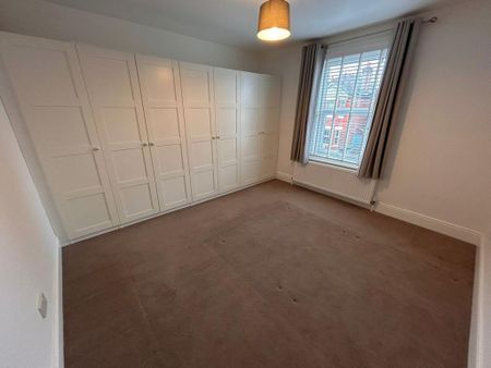 4 bedroom detached house to rent - Photo 5