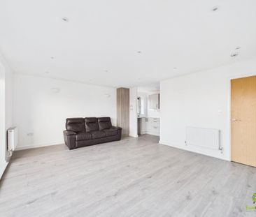 2 bedroom flat to rent - Photo 4