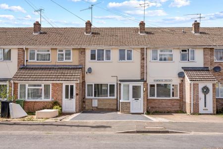 3 bedroom semi-detached house to rent - Photo 4