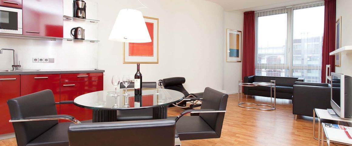 Double Modern - Photo 1