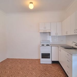 Central Apartment - Photo 2