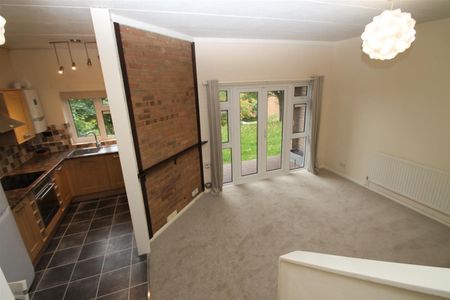 Cotswold Way, High Wycombe - Photo 3