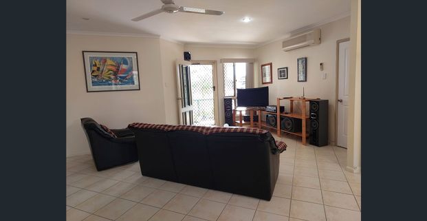 Furnished at the beach - Photo 1