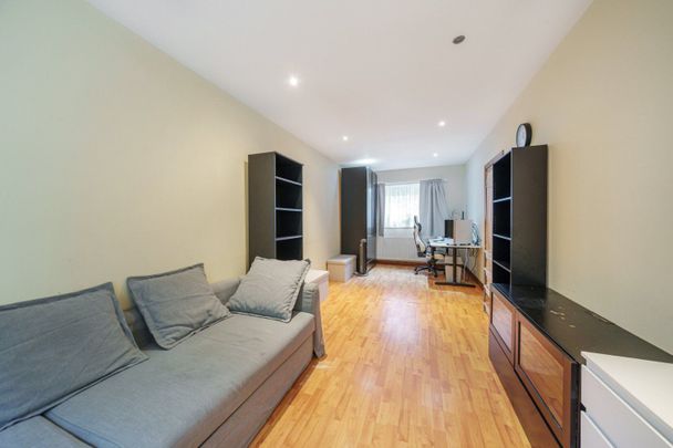 Lancaster Road, London, SE25 - Photo 1