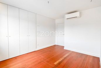 Apartamento T4 em Porto