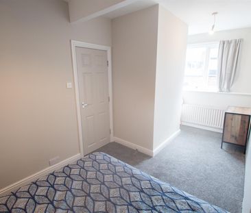 5 bedroom terraced house to rent - Photo 6