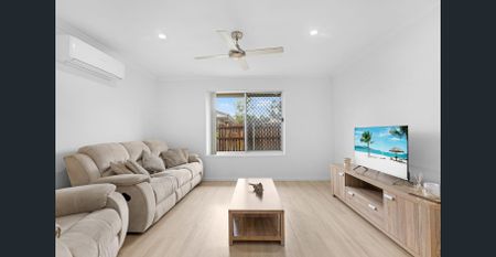 Modern Coastal Living in a Sought After Estate - Photo 2