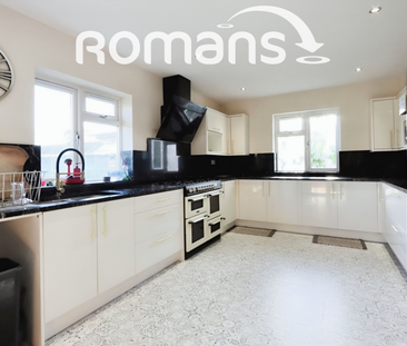 4 bedroom semi-detached house to rent - Photo 5