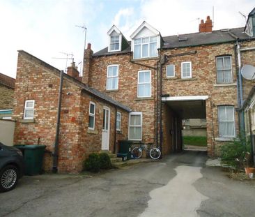 2 bedroom semi-detached house to rent - Photo 4