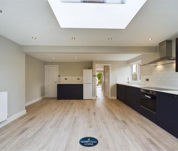 3 bedroom semi-detached house to rent - Photo 6