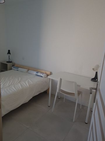 Location Appartement 2 pièces 26m² MONTPELLIER 34070 - Photo 5