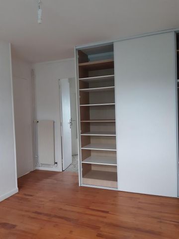 TYPE 2 18 RUE EUGENE SUE - Photo 5