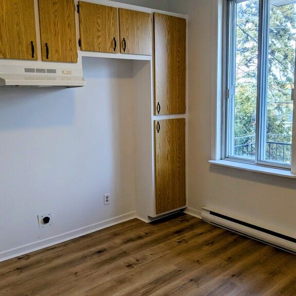 Logement Rénové 3 1/2 - Personne Seule - Photo 1