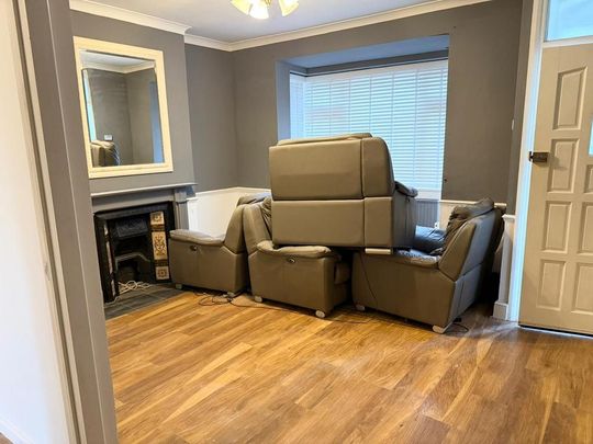 3 bedroom terraced house to rent - Photo 1