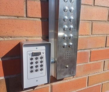 1 Bed Flat, Church Court, LS27 - Photo 6