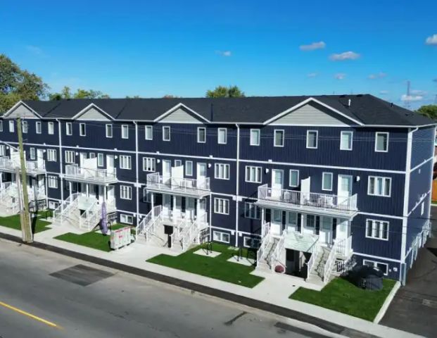 35 Southworth St | 35 Southworth Street, Welland - Photo 1