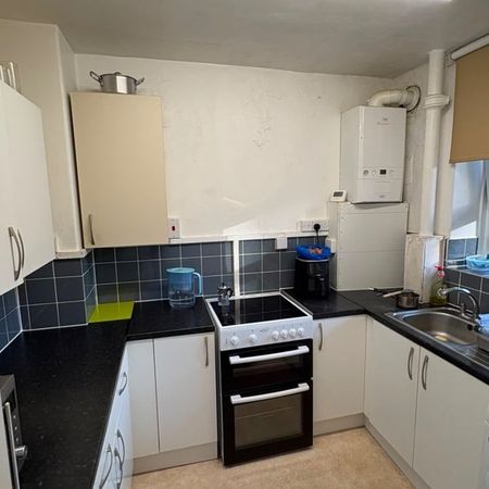 Room in a Shared Flat, Dawes House, SE17 - Photo 3