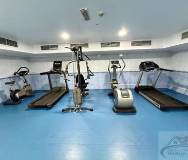 Spacious 1BHK with balcony near Sahara center in42 - Photo 2