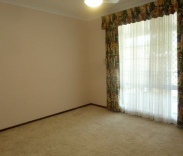 Spacious Family Home - Photo 3