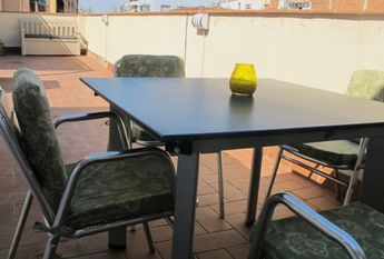 12 Carrer Tarragona, Badalona, Catalonia 08913