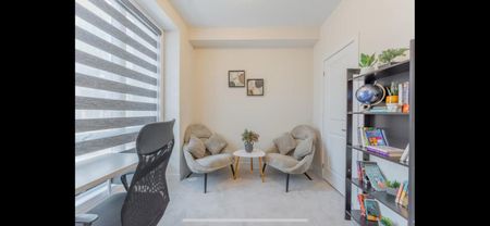 For Lease - 3092 Meadowridge Drive, Oakville, Ontario - Photo 2