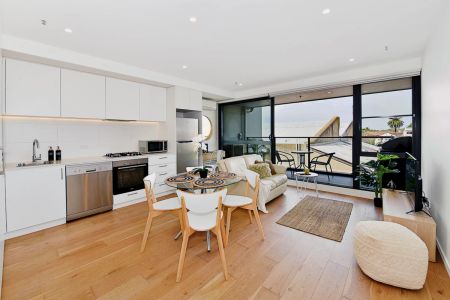 Apartment 02 - Photo 2