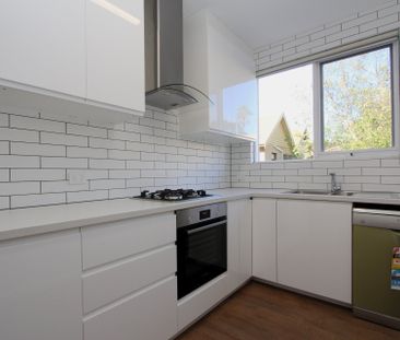 Thinking of selling? Contact our agent - Photo 3