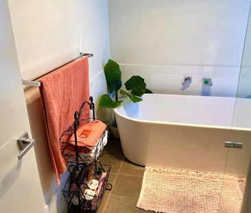 Kellyville - Photo 6