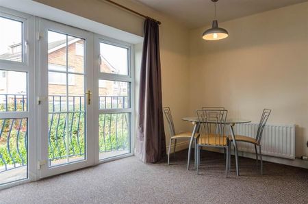 2 Glenburn Ford, Dunmurry, Belfast, BT17 9BF - Photo 3