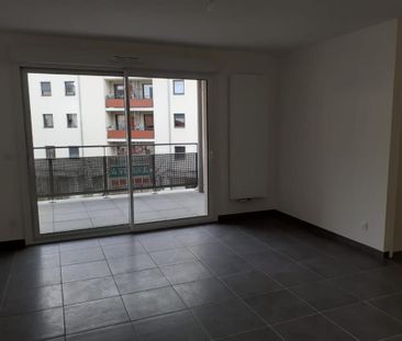 Location Appartement 3 pièces 58m² THONON LES BAINS 74200 - Photo 5