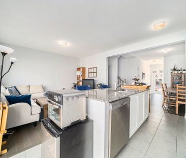 For Lease - 626 Allied Mews, Stittsville - Munster - Richmond, Ontario - Photo 5