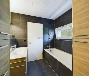 Modernes 5.5-Zimmer-Reihenhaus mit Keller, Pieterlen - Photo 4