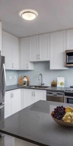 Wellesley Apatments - Photo 4