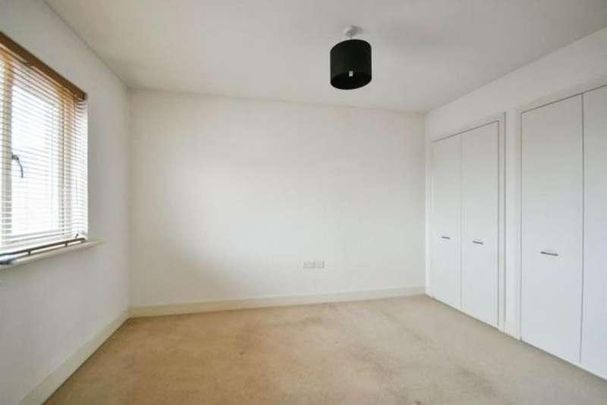 Barley Leaze, Chippenham, SN14 - Photo 1