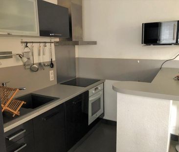 Location Appartement 3 pièces 64m² ST ETIENNE 42000 - Photo 4