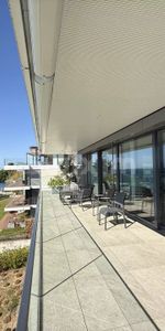 Lakeside Luxury Gem with Panoramic Views and Private Marina Access - Foto 3