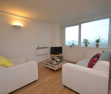 1 bed Apartment for Rent - Photo 3