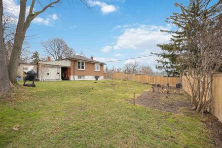 For Lease - 3 Barwell Crescent Unit# Bsmt, Toronto, Ontario - Photo 5