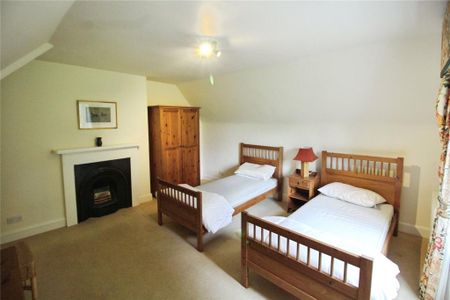 3 bedroom detached house to rent - Photo 4