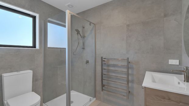 Unit 2, 90 Holly Road, St. Albans, Christchurch - Photo 1