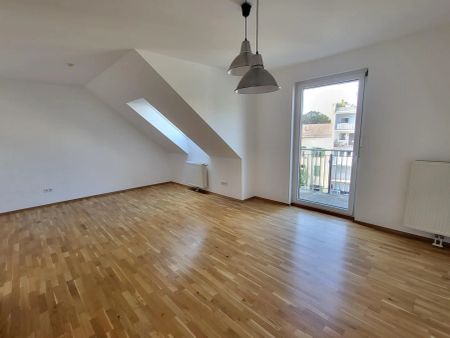 Zentrum - Balkon- Traum Ausblick - großzügige 2-Zimmer-Wohnung - 78m² - Lift - Foto 5