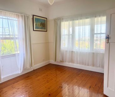 14 Hilltop Avenue, Wollongong, NSW 2500 - Photo 6