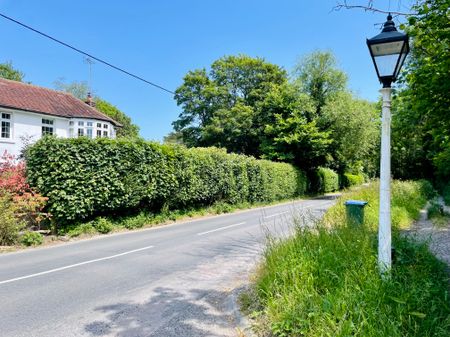 Lewes Road, Ditchling - Photo 3