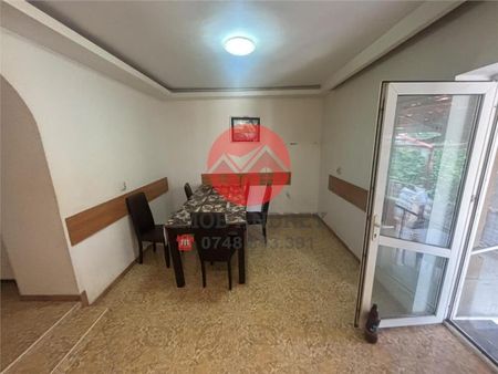 Casa de inchiriat ultracentrala, ideala pentru echipe de angajati de inchiriat - Fotografie 5