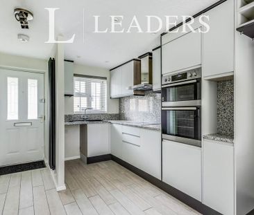 2 bedroom semi-detached house to rent - Photo 5