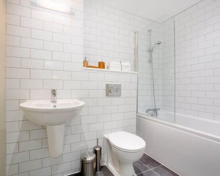 1 bedroom flat to rent - Photo 5