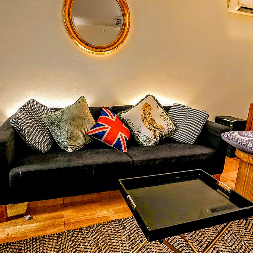 Surry Hills - Photo 1