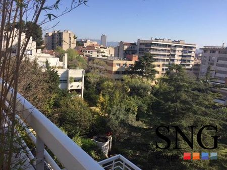 T4 AVEC GRANDE TERRASSE - Photo 4