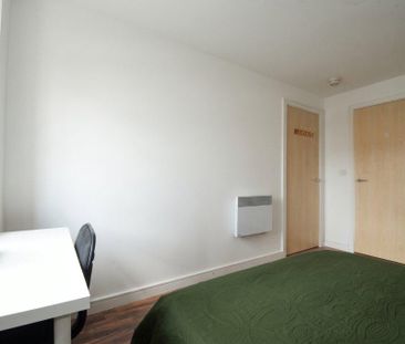 2 bedroom apartment to rent - Photo 6