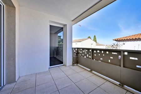 location Appartement T2 DE 42.2m² À MONTPELLIER - Photo 2